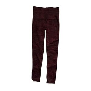Spanx Look at Me Now Seamless Leggings Burgundy Maroon Camo High Waisted Medium